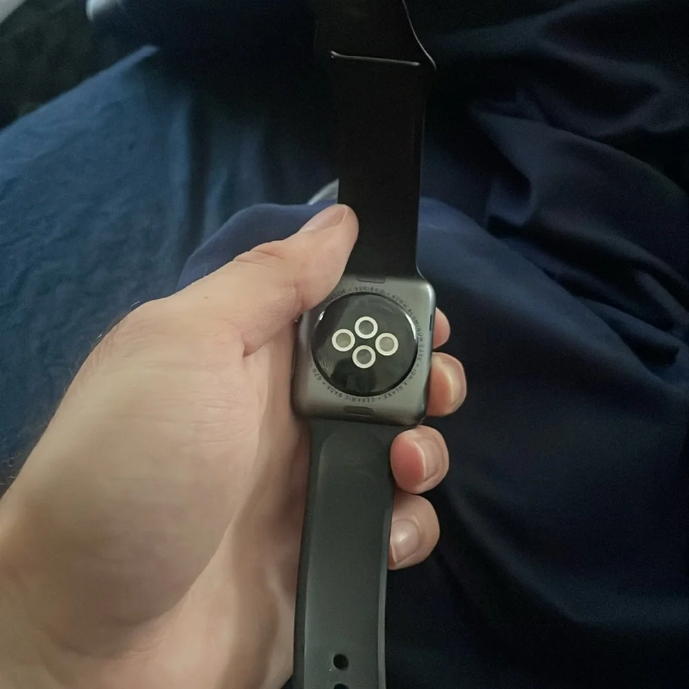 Apple Watch band - Black - Great condition trying to get rid of